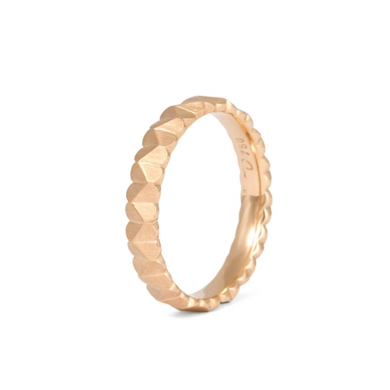 Schmaler Roségold-Ring aus der Kollektion Herzblatt