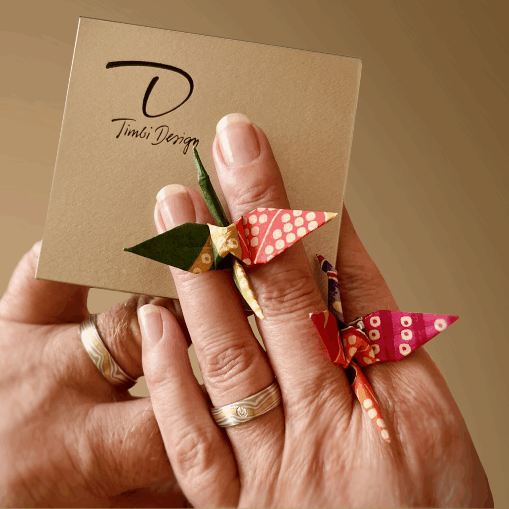 zufriedenen Kunden mit Ihren neuen Mokume Gane Eheringen